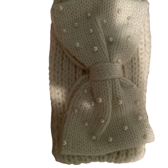 Claire’s one size kids winter headwear - Picture 2 of 4